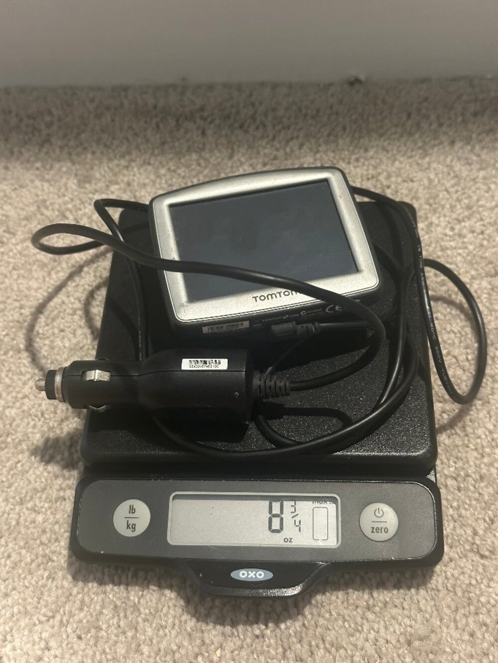 TomTom ONE GPS Navigator with Mount and Car Power Cable